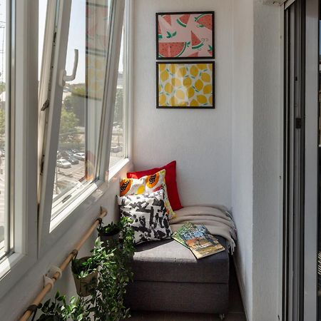 Modern 1Br Apt In The Old Town: The Perfect Choice Bukarest Kültér fotó