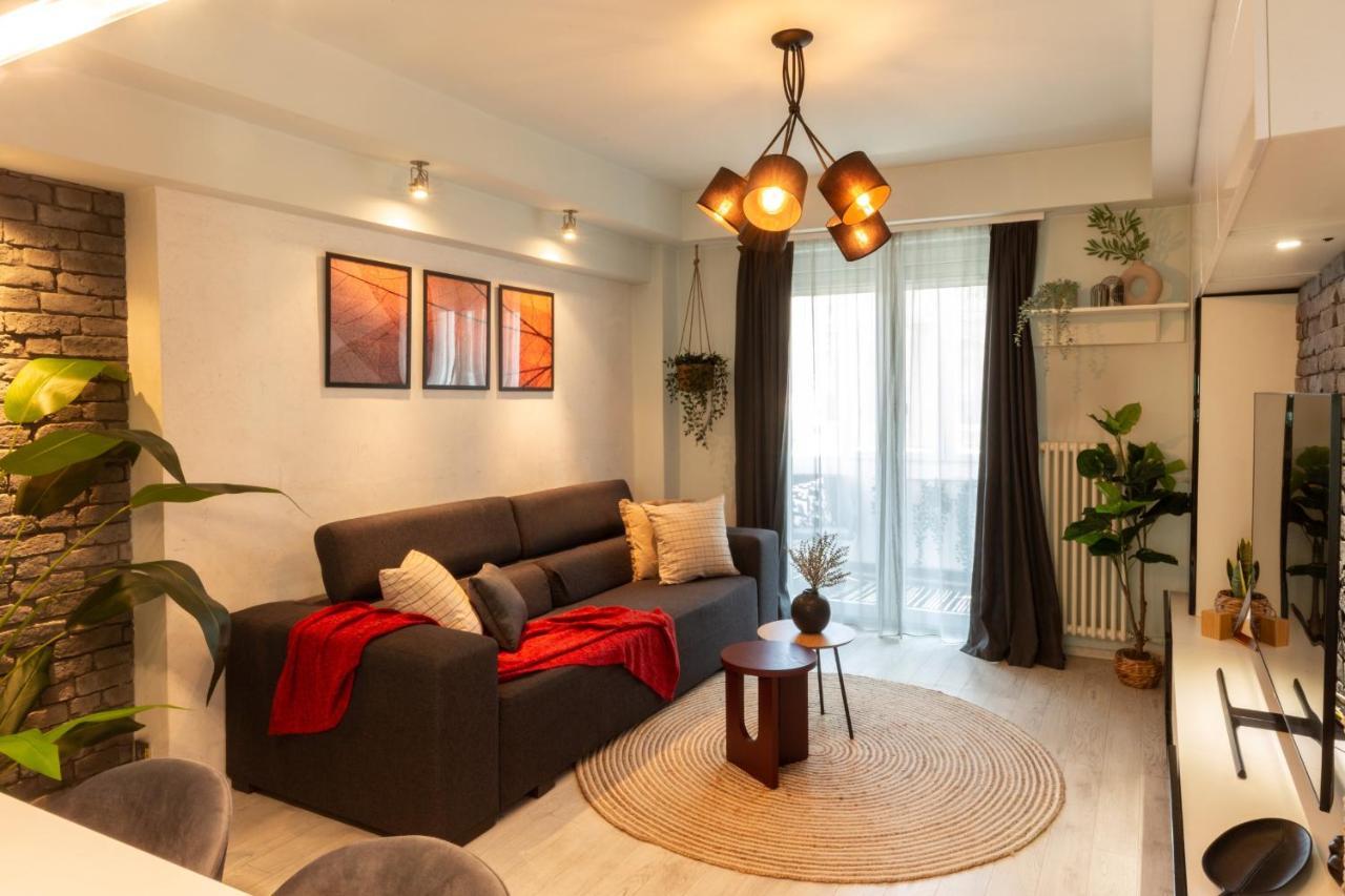 Modern 1Br Apt In The Old Town: The Perfect Choice Bukarest Kültér fotó
