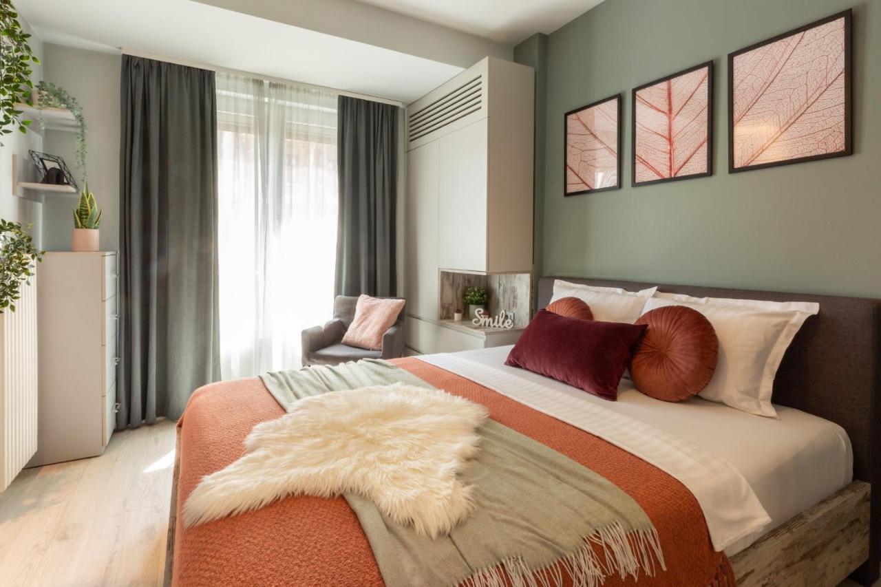 Modern 1Br Apt In The Old Town: The Perfect Choice Bukarest Kültér fotó