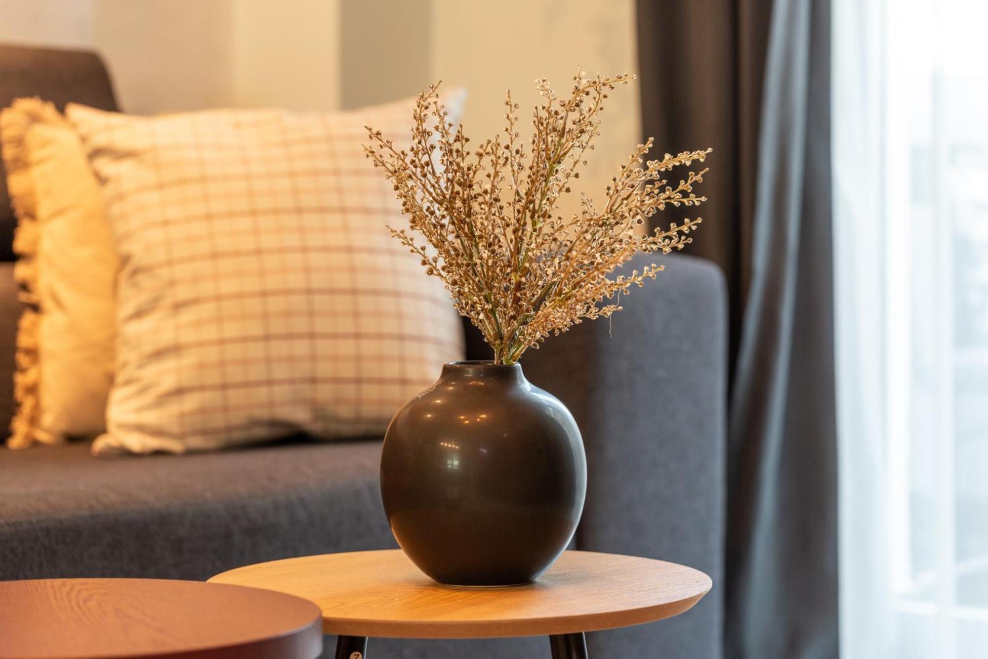 Modern 1Br Apt In The Old Town: The Perfect Choice Bukarest Kültér fotó