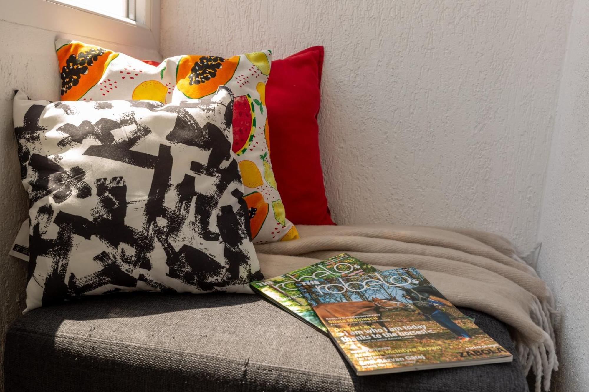 Modern 1Br Apt In The Old Town: The Perfect Choice Bukarest Kültér fotó
