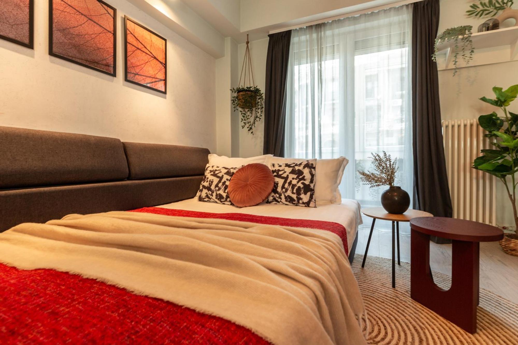 Modern 1Br Apt In The Old Town: The Perfect Choice Bukarest Kültér fotó